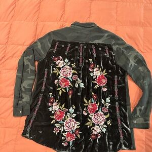 Johnny Was Camouflage and Floral Embroidered Blouse